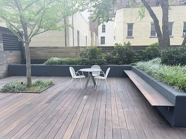 301 W 53rd St #11G — Photo 10
