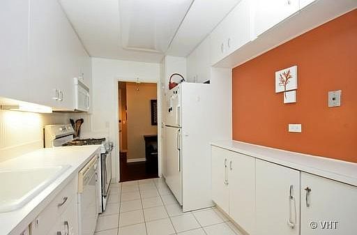 1st image of 2800 N Lake Shore Dr APT 417