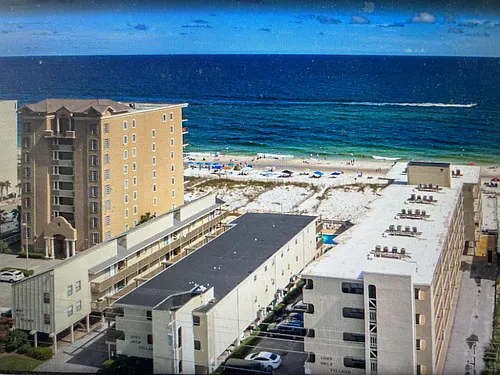 1027 W Beach Blvd #313 Photo 1