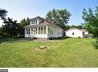 419 Norfolk Ave NW, Elk River, MN 55330