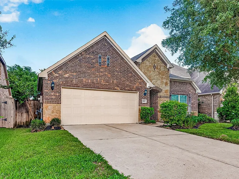 4907 Harper River Ct — Photo 2