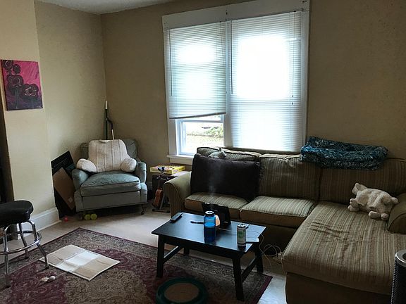 5th image of 2395 Findley Ave