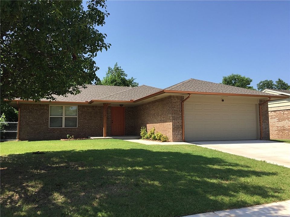 1st image of 428 W Greenwood Dr