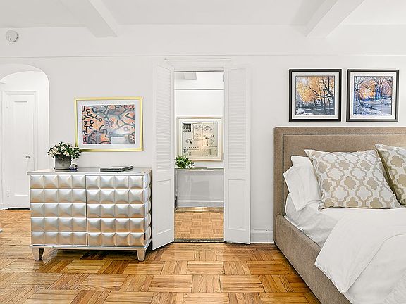 5th image of 140 E 40th St APT 6-J