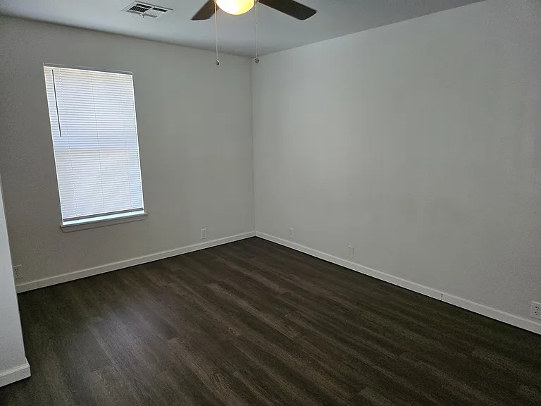 108 W Ash Ave #1/2 — Photo 13