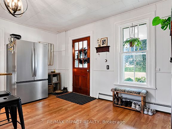 5th image of 162 Baldwin St