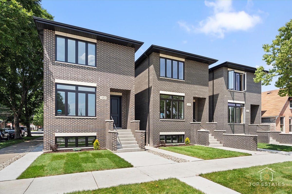 3262 S Hoyne Ave, Chicago, IL 60608 | Zillow