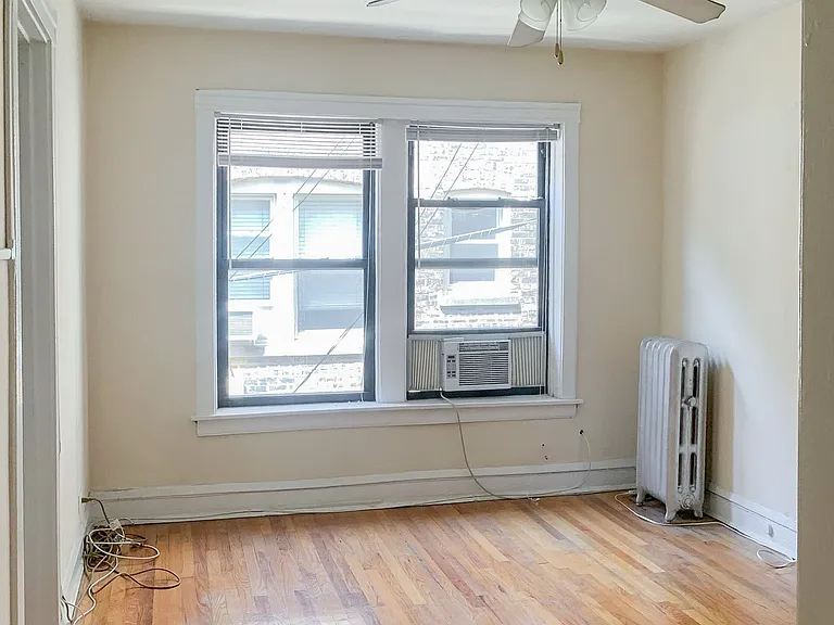 512-20 W. Cornelia — Photo 58