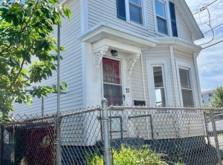 21 Sawtelle Pl, Lowell, MA 01851