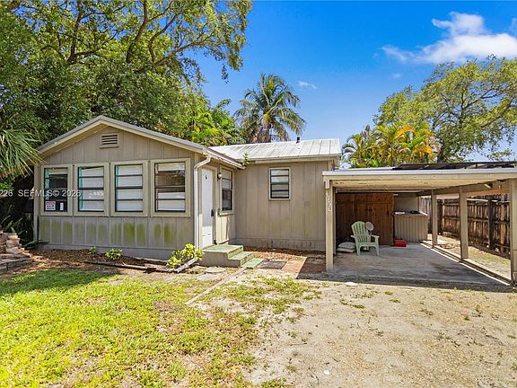 4th image of 1730 SW 21st St