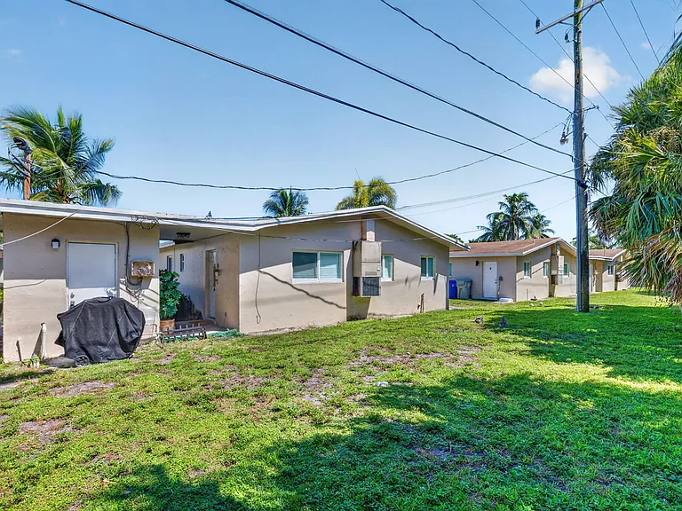 3201 NE 7th Ave #C — Photo 17