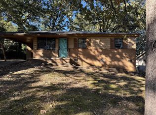 104 Lindenhurst Dr, N Little Rock, AR 72118