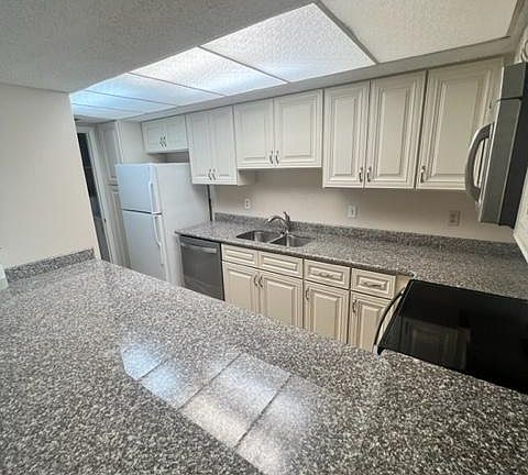 4th image of 433 S Paula Dr Unit 47