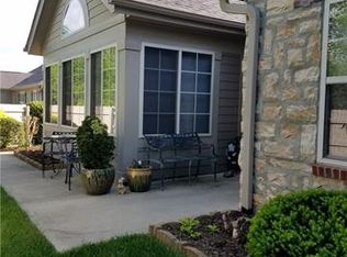 123 Outlook Cir, Swannanoa, NC 28778