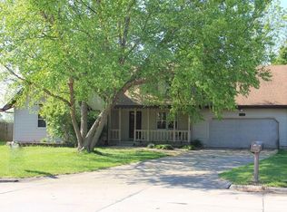 3220 W Broadmoor St, Springfield, MO 65807