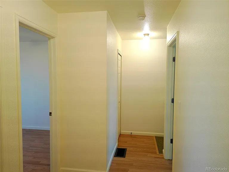 6944 Palmer Park Blvd — Photo 29