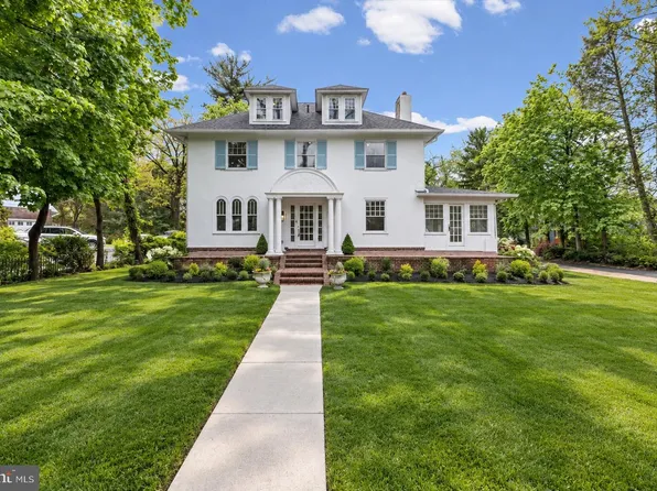 215 Browning Rd, Merchantville, NJ 08109