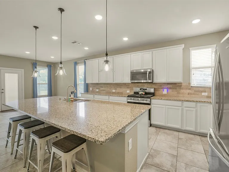 9651 Thimbleweed Dr — Photo 15