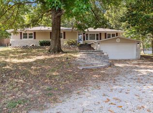 2849 S Farm Road 115, Brookline, MO 65619