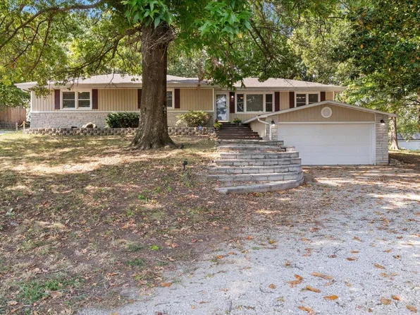 2849 S Farm Road 115, Brookline, MO 65619