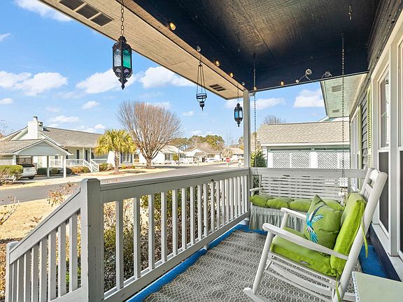 2nd image of 9421 Timber Row