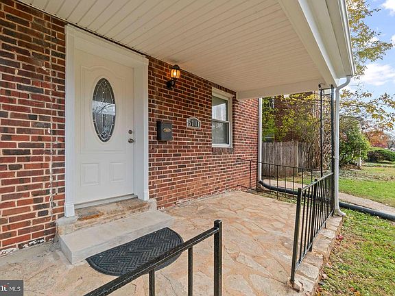 4th image of 5711 Narcissus Ave