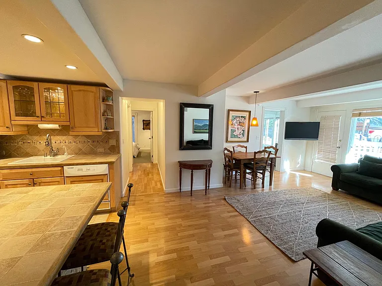 916 E Hopkins Ave #102 — Photo 13