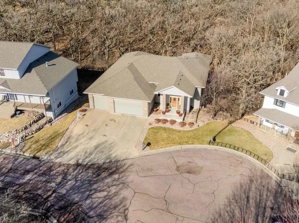 7 N Sun Valley Pl, Sioux Falls, SD 57110