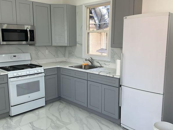 4398 Beach 44 St #1R