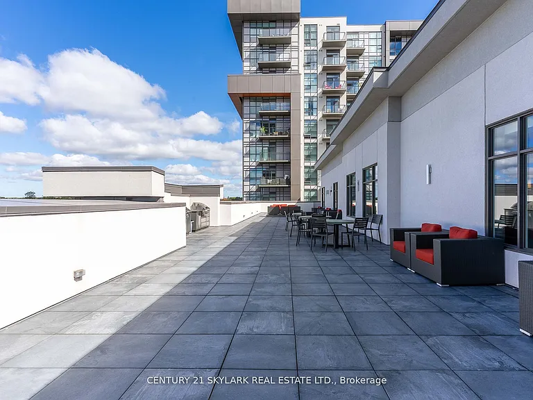 460 Dundas St E #701 — Photo 29