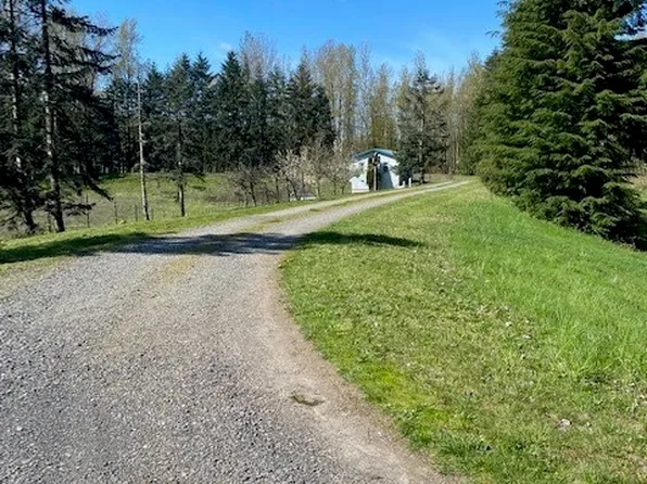 152 Sakari Lane, Kelso, WA 98626