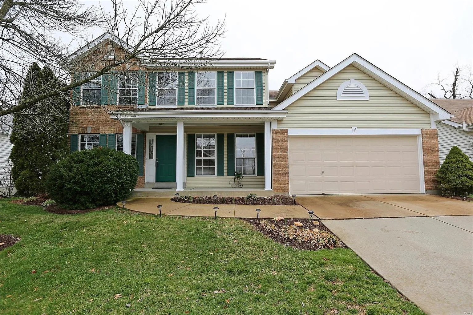1006 Seasons View Dr photo 1