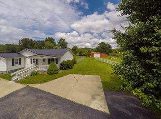 1702 Raymond Rd, Shepherdsville, KY 40165