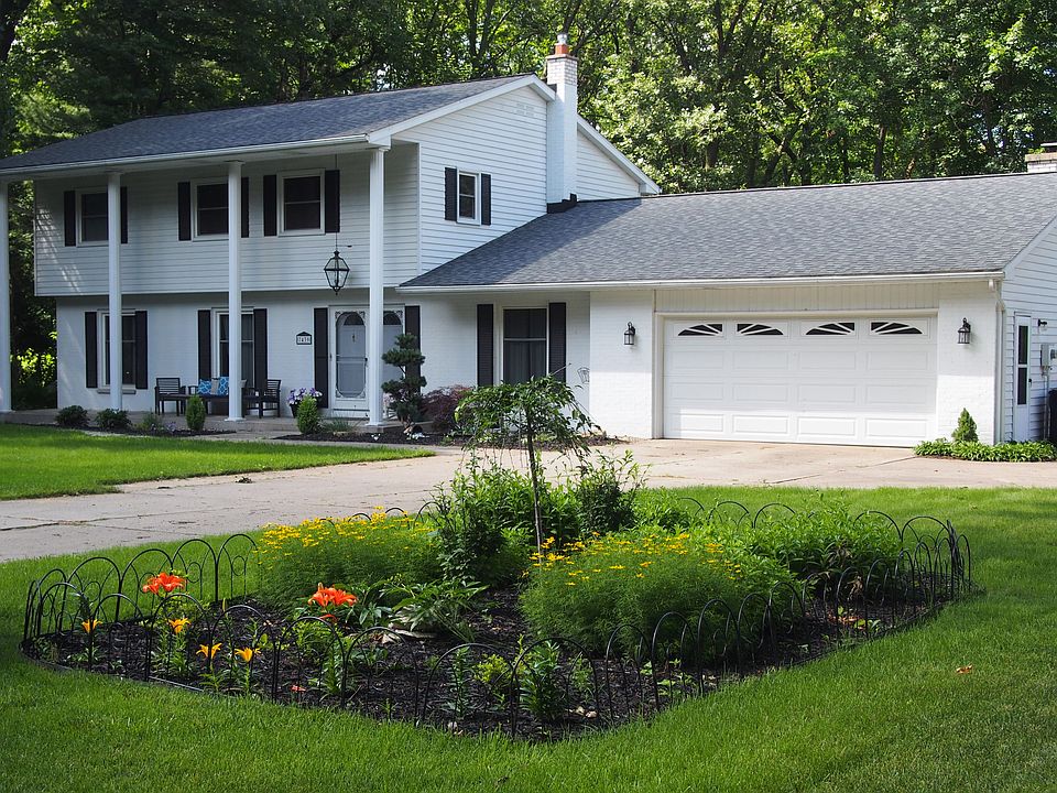 1st image of 7439 Lime Hollow Dr SE