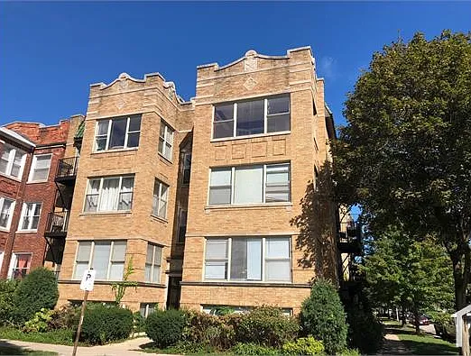 7508 N Damen Ave #1 — Photo 2