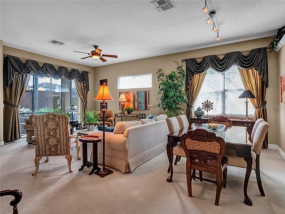 5th image of 10770 Woodchase Cir