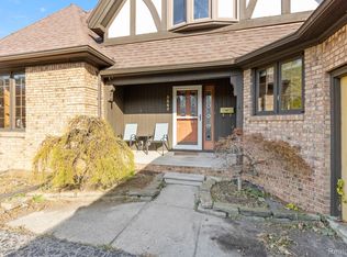 5345 Chicago Rd, Warren, MI 48092