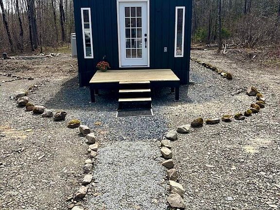 2nd image of 345 McIntyre Road
