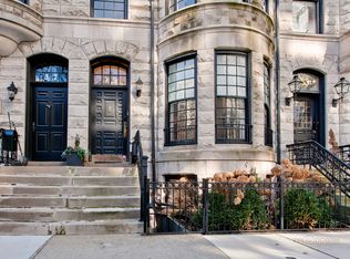 35 E Elm St #1, Chicago, IL 60611