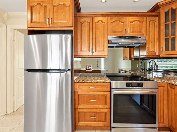 5th image of 2000 WORLD PARKWAY BOULEVARD #2