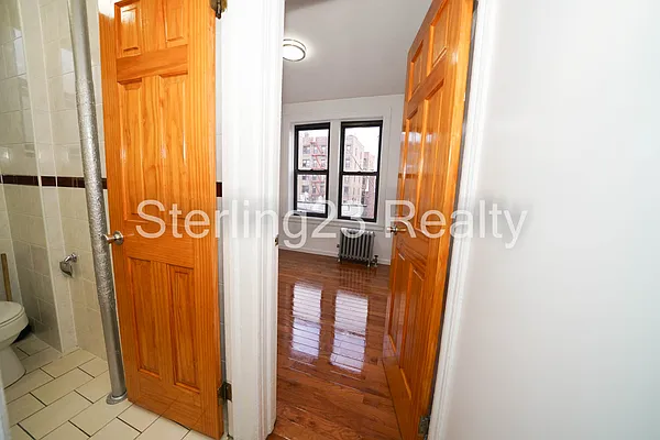 Rented by Sterling Realty Solution Inc | media 9
