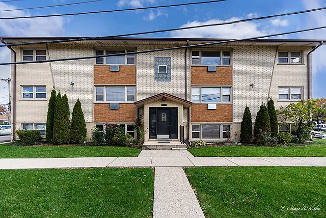 7005 W Gunnison St — Photo 1