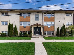 7005 W Gunnison St, Harwood Heights, IL 60706
