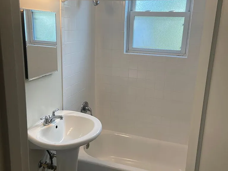 4111 Nicholson St #6 — Photo 6