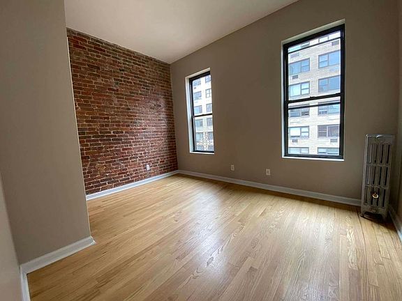 4th image of 433 E 80th St #31A