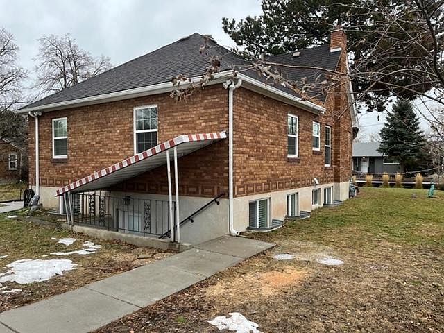 1st image of 1111 E Elgin Ave #B