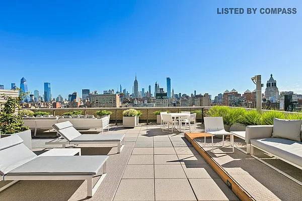 Sold by Compass | media 17