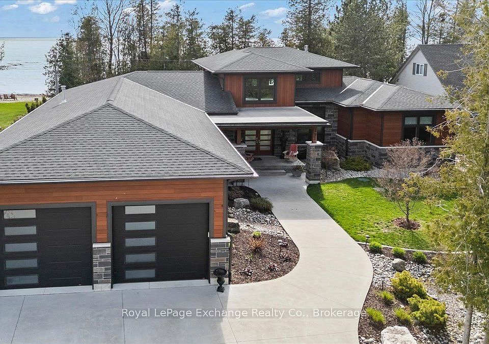 1st image of 171 Huron Rd