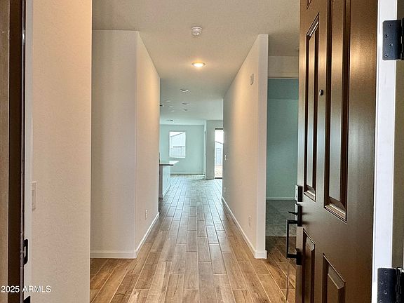 4th image of 15743 W CAMDEN Avenue