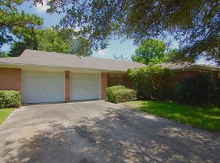 319 Ravenhead Dr, Houston, TX 77034